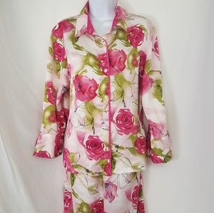 Beautiful floral print 2 piece pajama/Lounge set